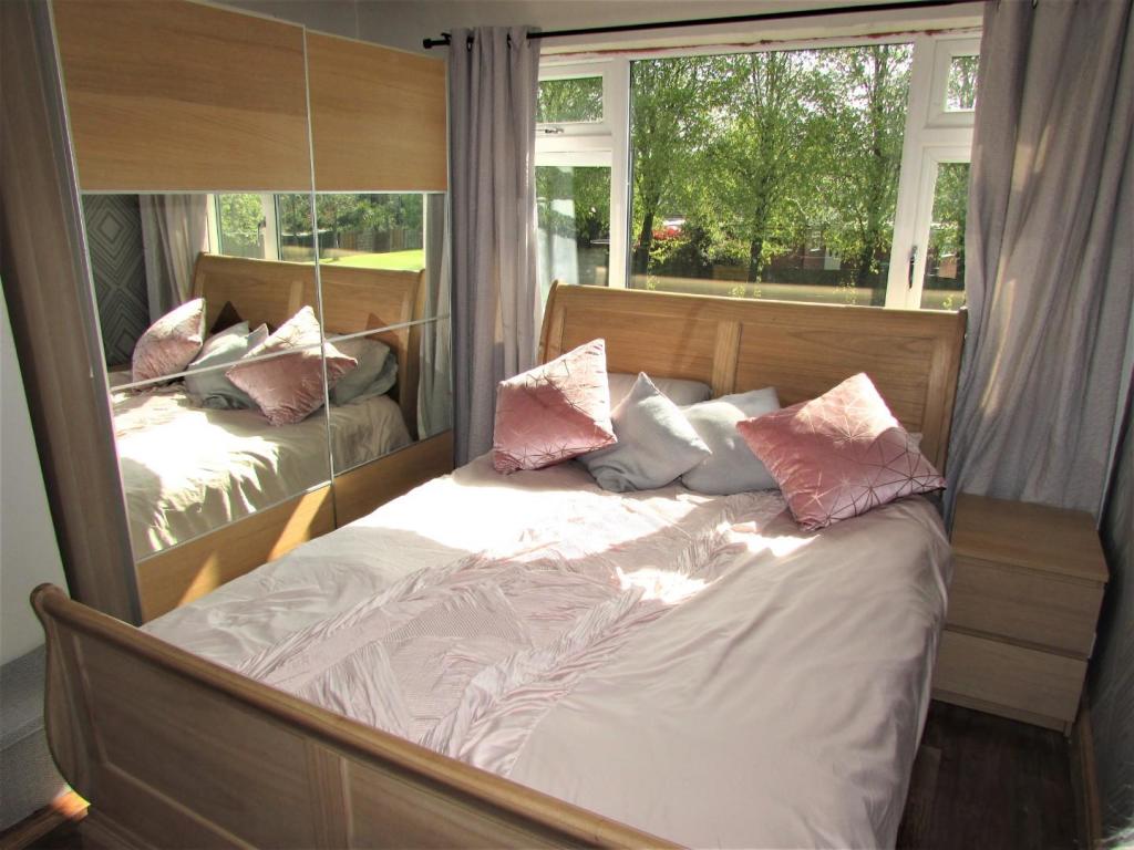 NorfolkCres41bed1.JPG