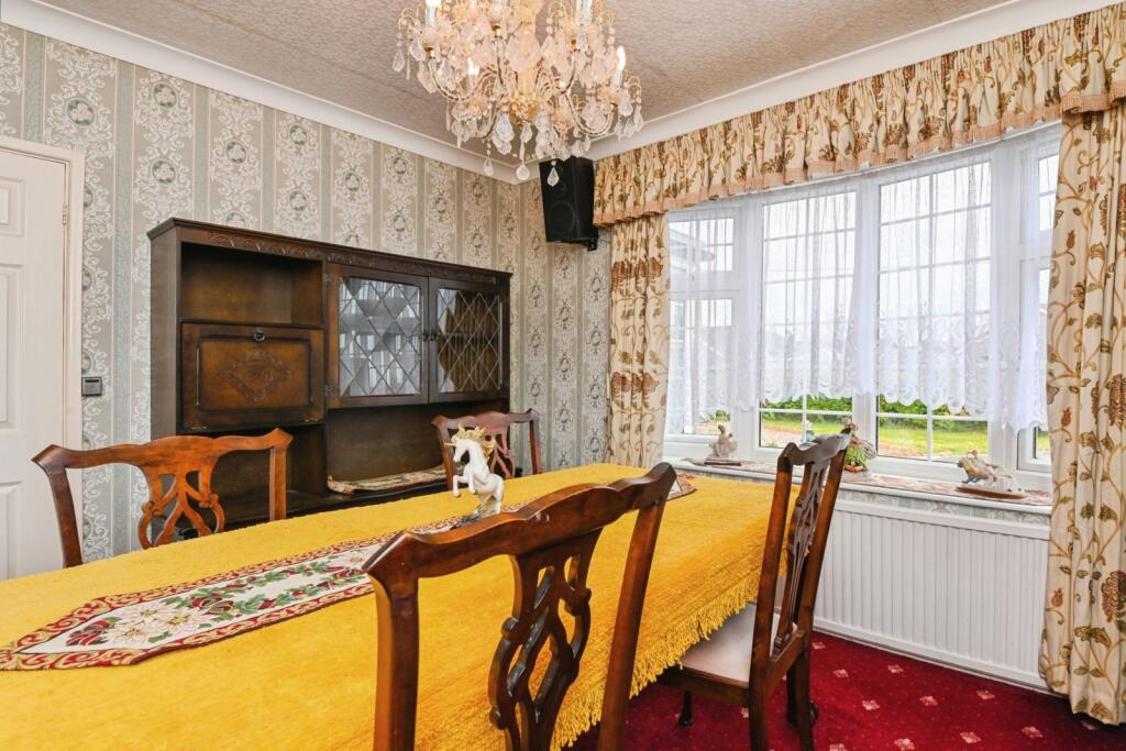Reception/Bedroom 2