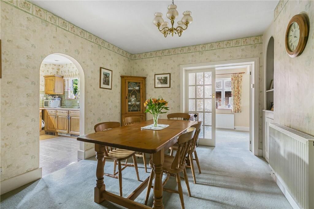 Breakfast Room