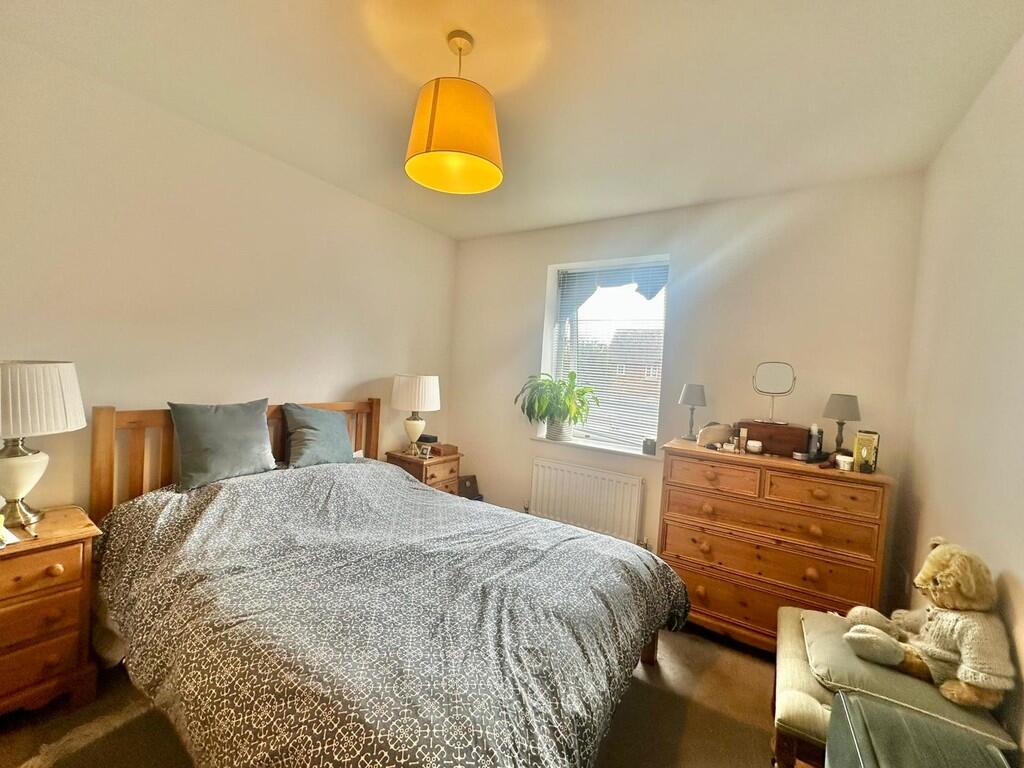 22d03ff2-00af-4b0...