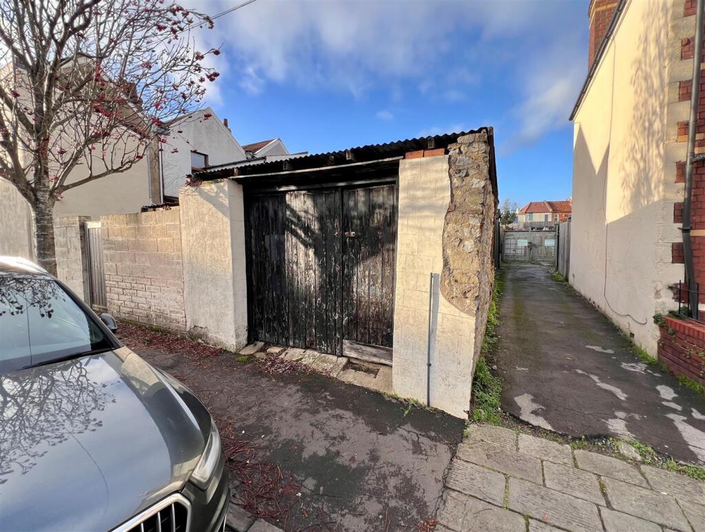 6 - Garage Workshop for Auction, Ashley Down.jpg