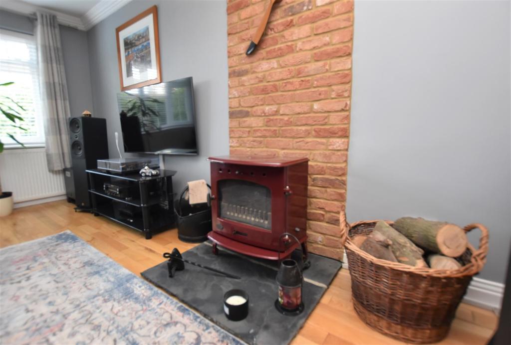 Log Burner.jpg