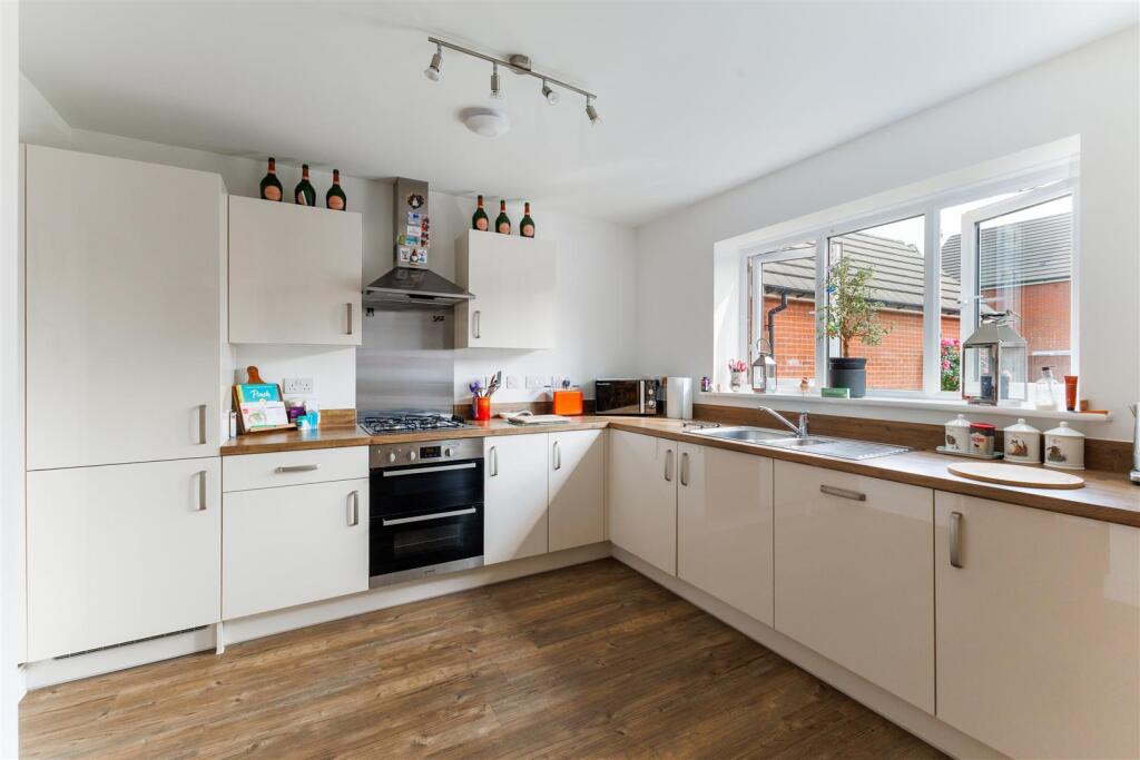 91016_11-Malcolm-Drive-Longhedge (9).jpg