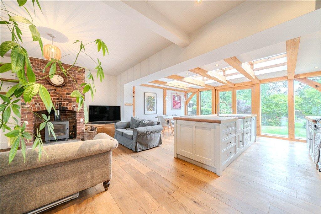 Kitchen Lounge Diner