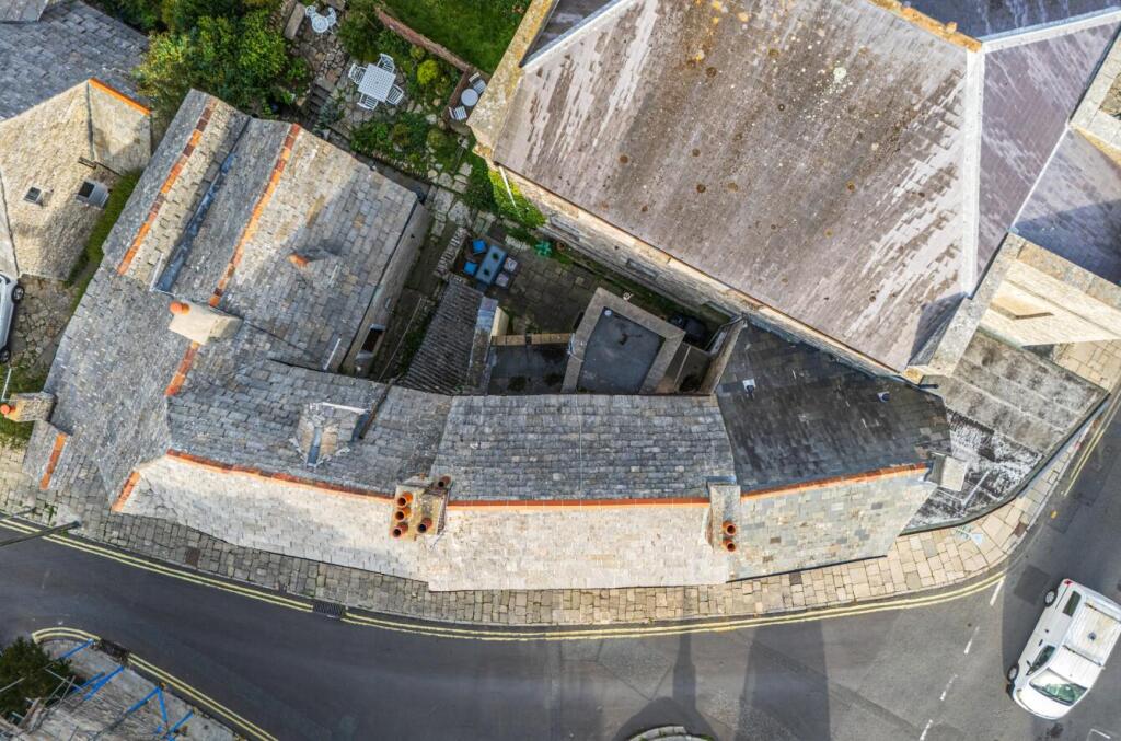 1359409-DJI_20250929163418_0613_D (9).jpg