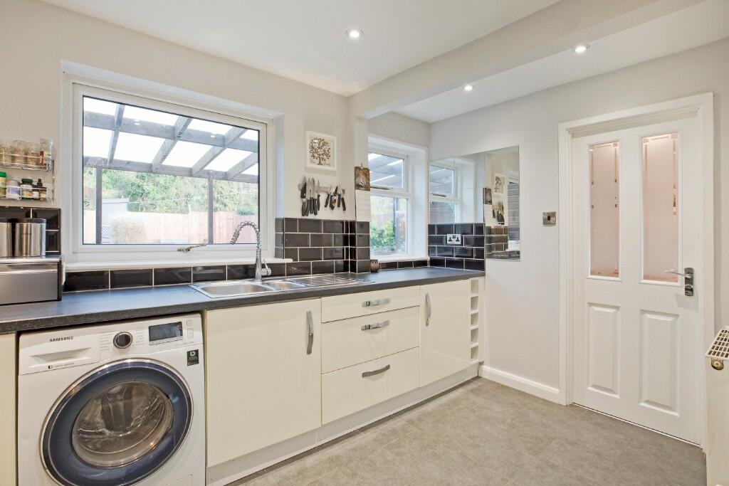 Modern Kitchen