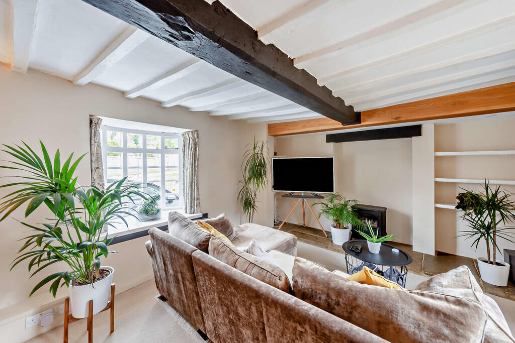 8649829-interior0...