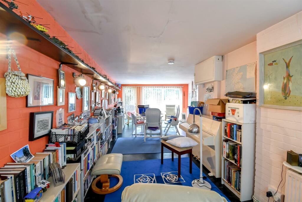 Hobby Room