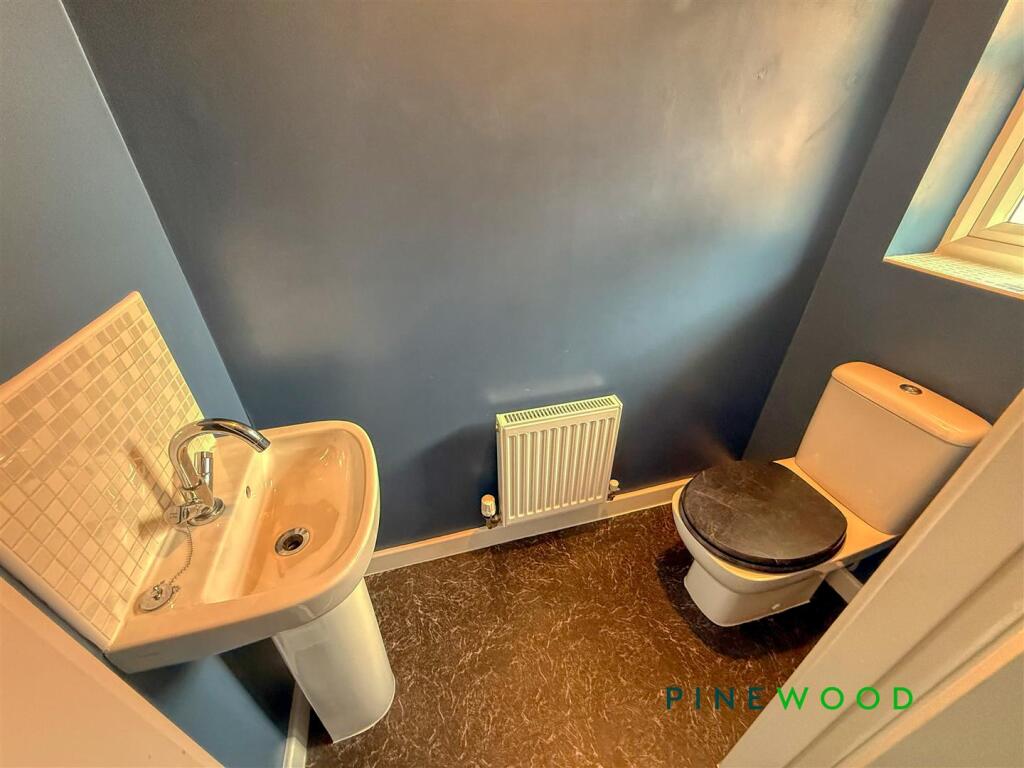 Ground Floor WC