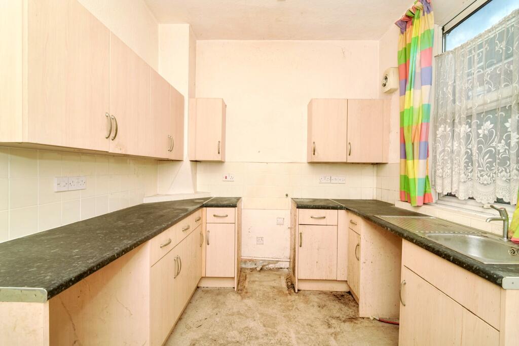 48 Cambridge Street, Preston, Lancashire, PR1 7XA