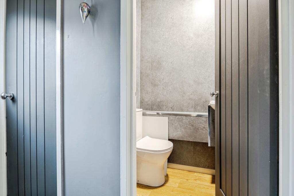 Portessie, Erskine, PA8