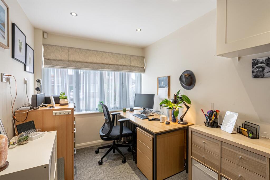 The Gardiners-15.jpg