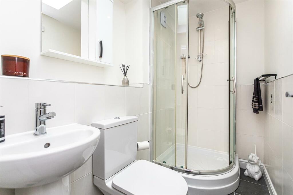 398 Holcombe Road-22.jpg