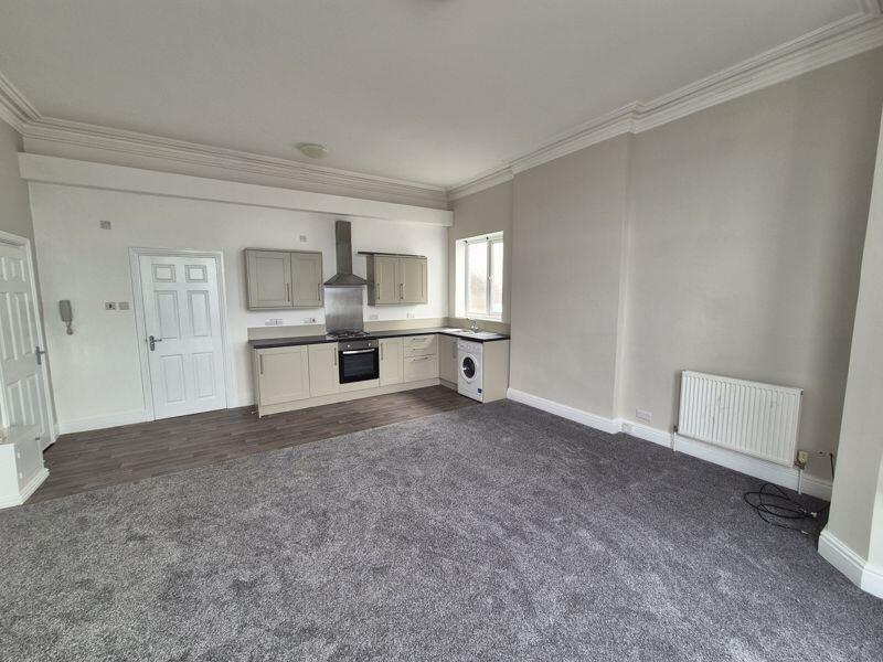 Kitchen/Lounge