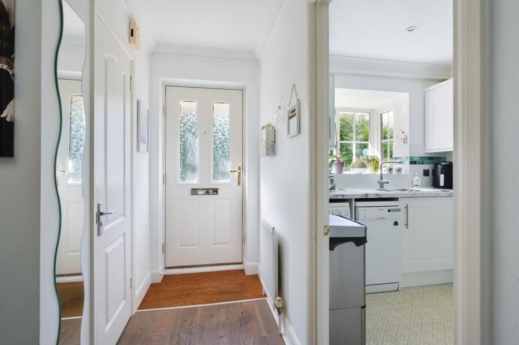 CORNER FARM CLOSE, 4 - (12).jpg