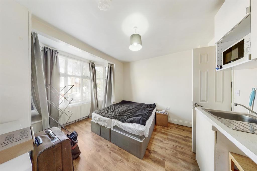 53 Chartley Avenue - J3IZauL9vYewxEILfeSm.jpg