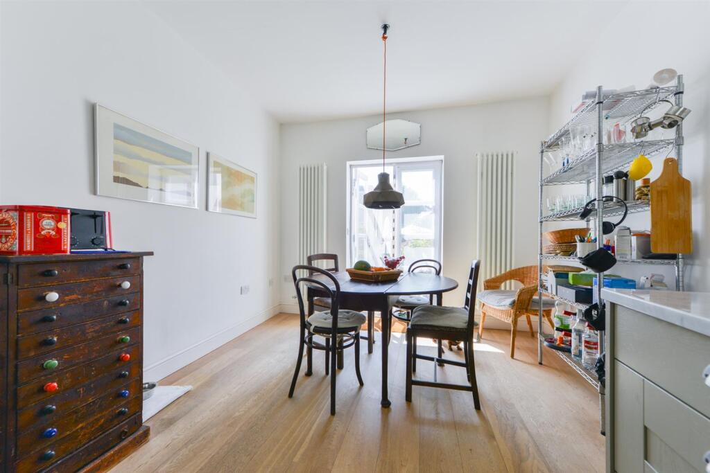 Liverpool Lawn.12.jpg