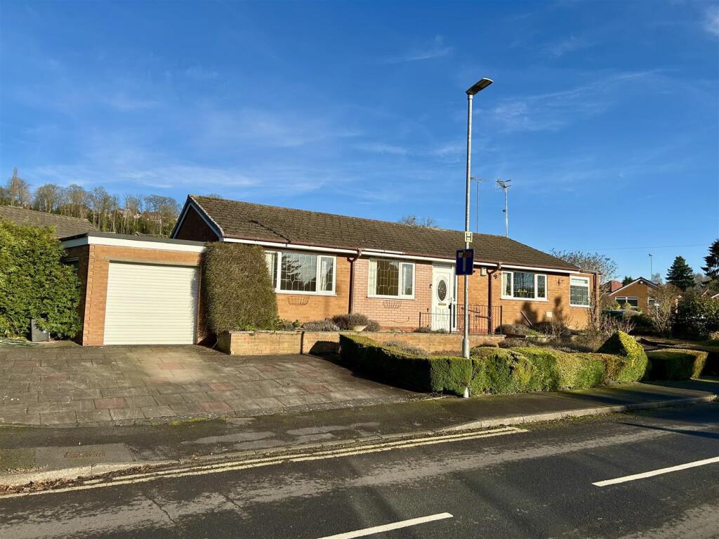 Hadendale Cradley Heath 1.jpg
