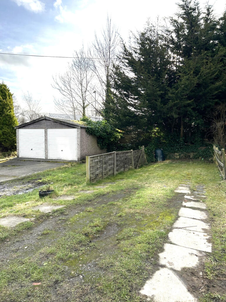 Front garden/parking