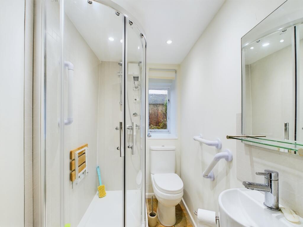 DS Bathroom T202508061559.jpg