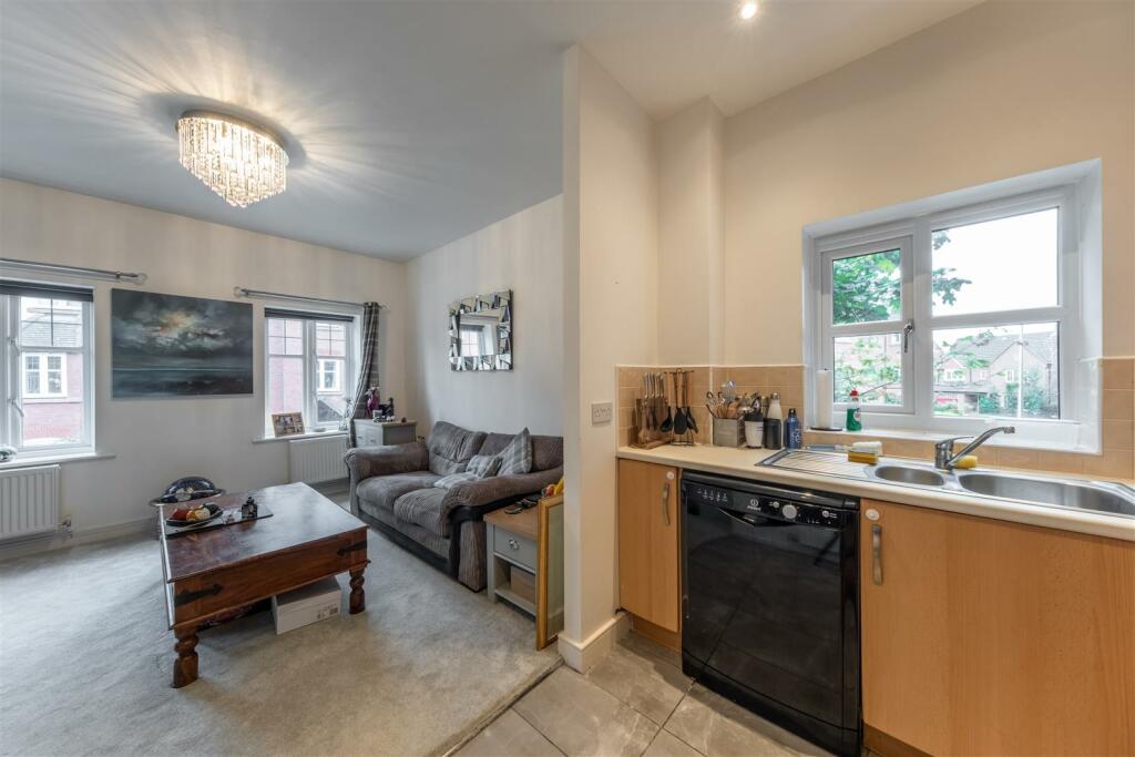 26 Hastings Road-002.jpg