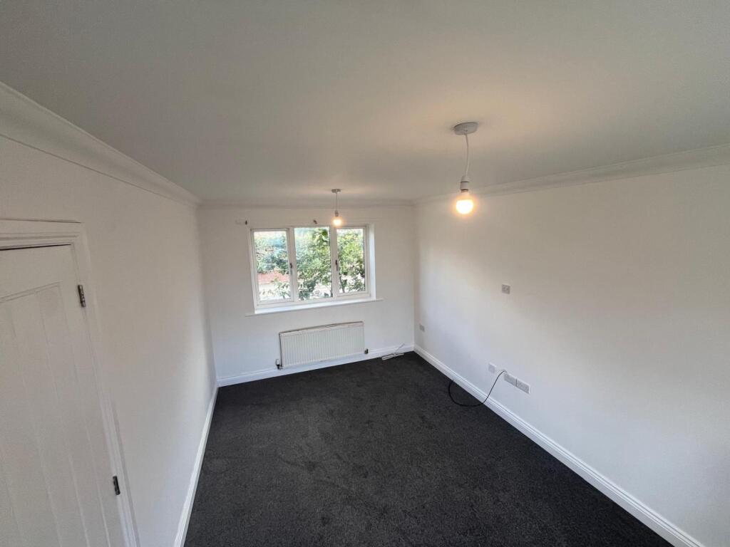 c2181126-7b9c-4d41-8965-e0f7410b85c5