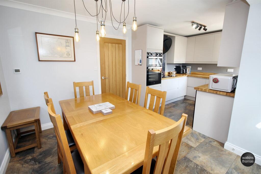 kitchen dining room