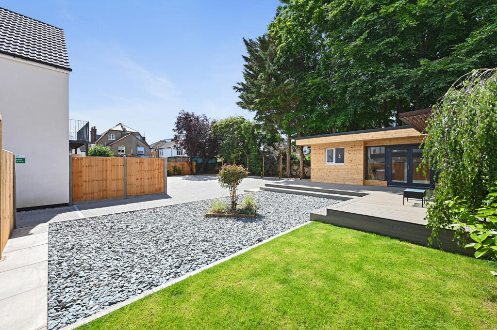 CS - 144 Hagden Lane - Garden6 (1).JPG