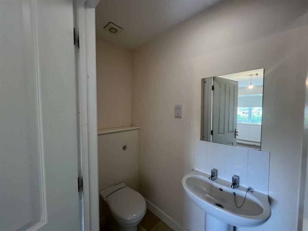EN SUITE