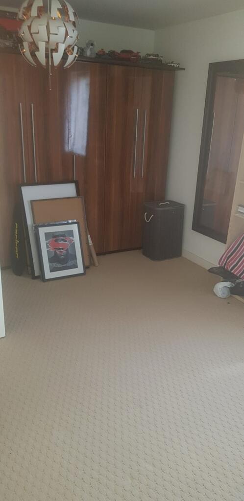 bedroom 4 good