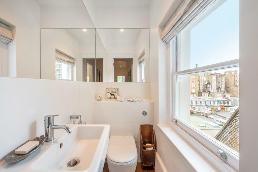 bathroom(3).jpg