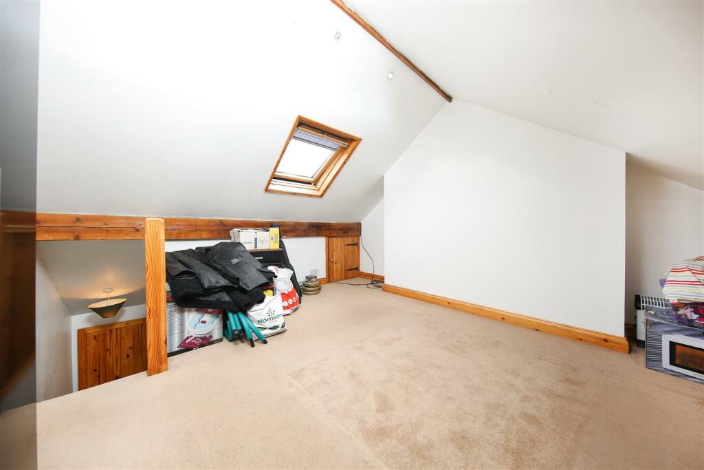 Occasional Room2.jpg