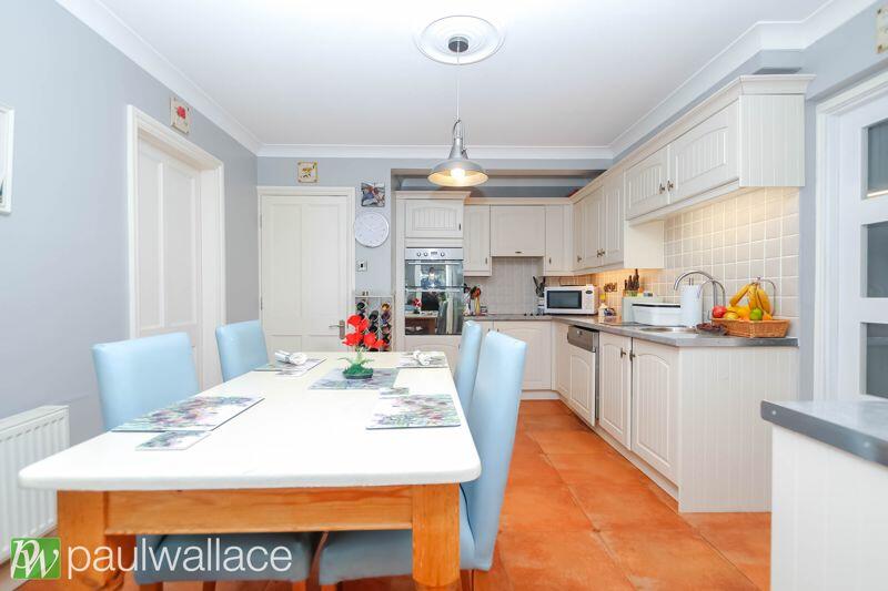 Kitchen / Breakfast Room