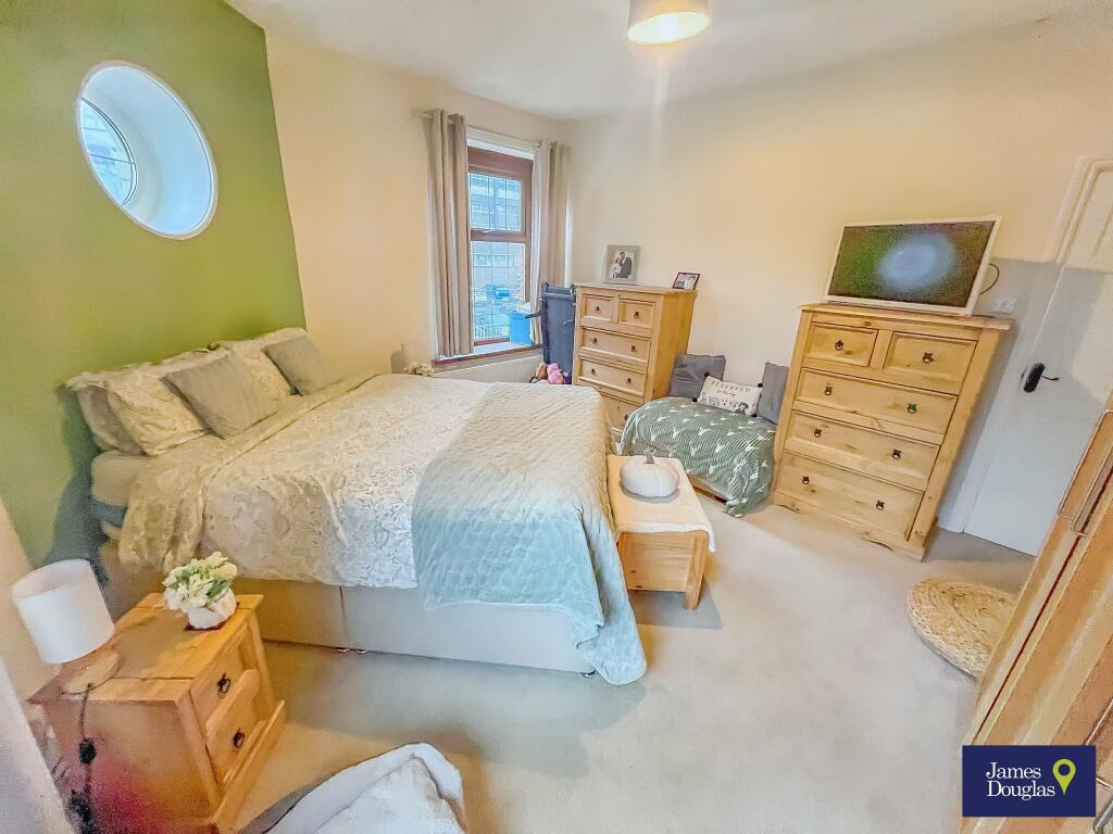 Bed12