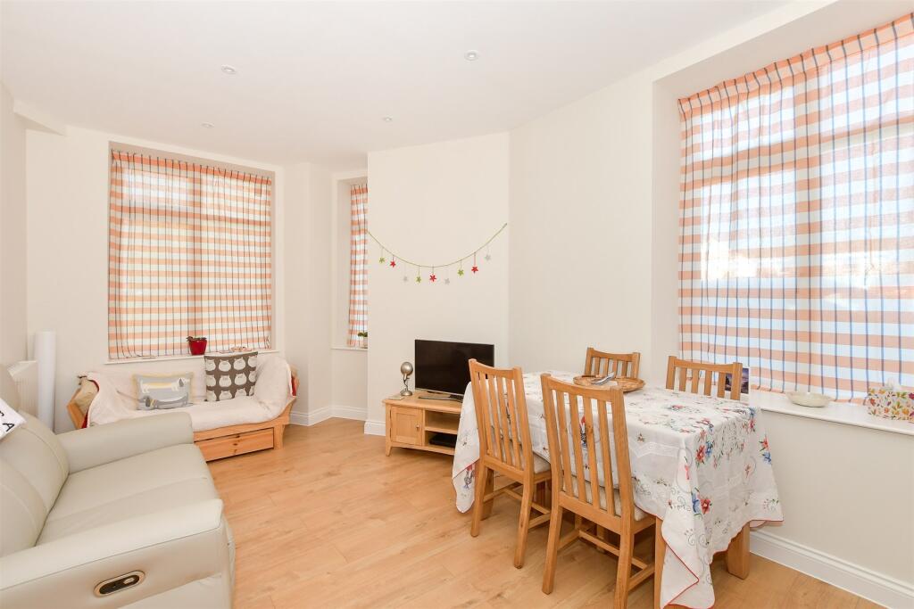 Kitchen/Lounge/ Diner