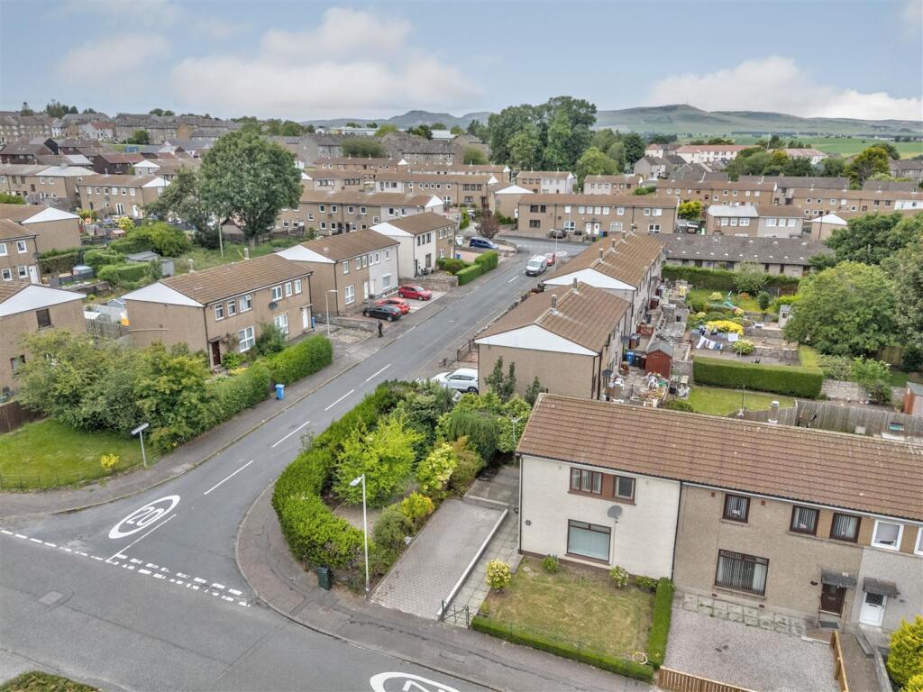 31 St Fillans Road Dundee-16.JPG