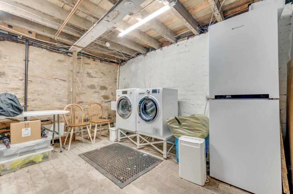 BASEMENT UTILITY ROOM