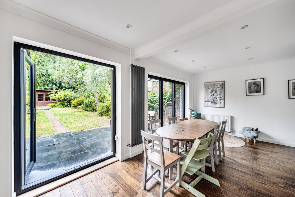 1327445-9-6879387...