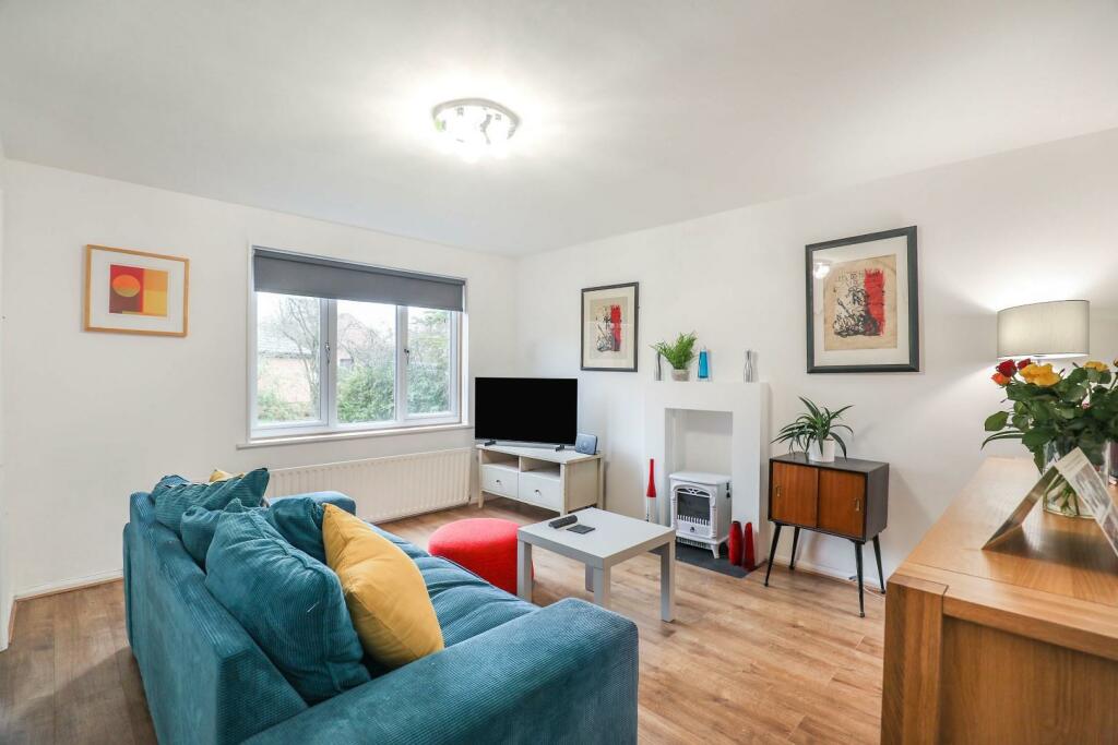 Norwood Grove, Harrogate, HG3 2XL