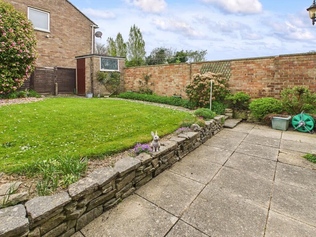 CAM05068G0-PR0015...