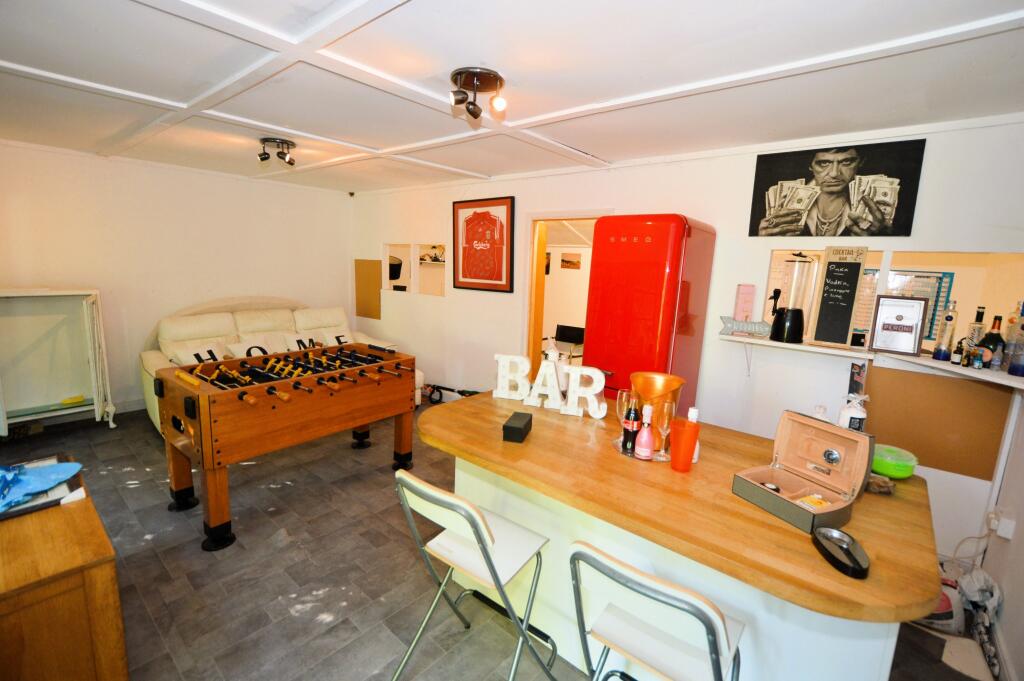 Games Room/Summer House