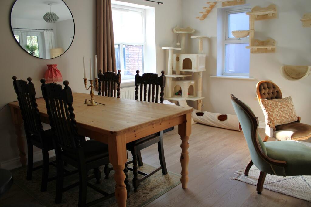 Dining area photo