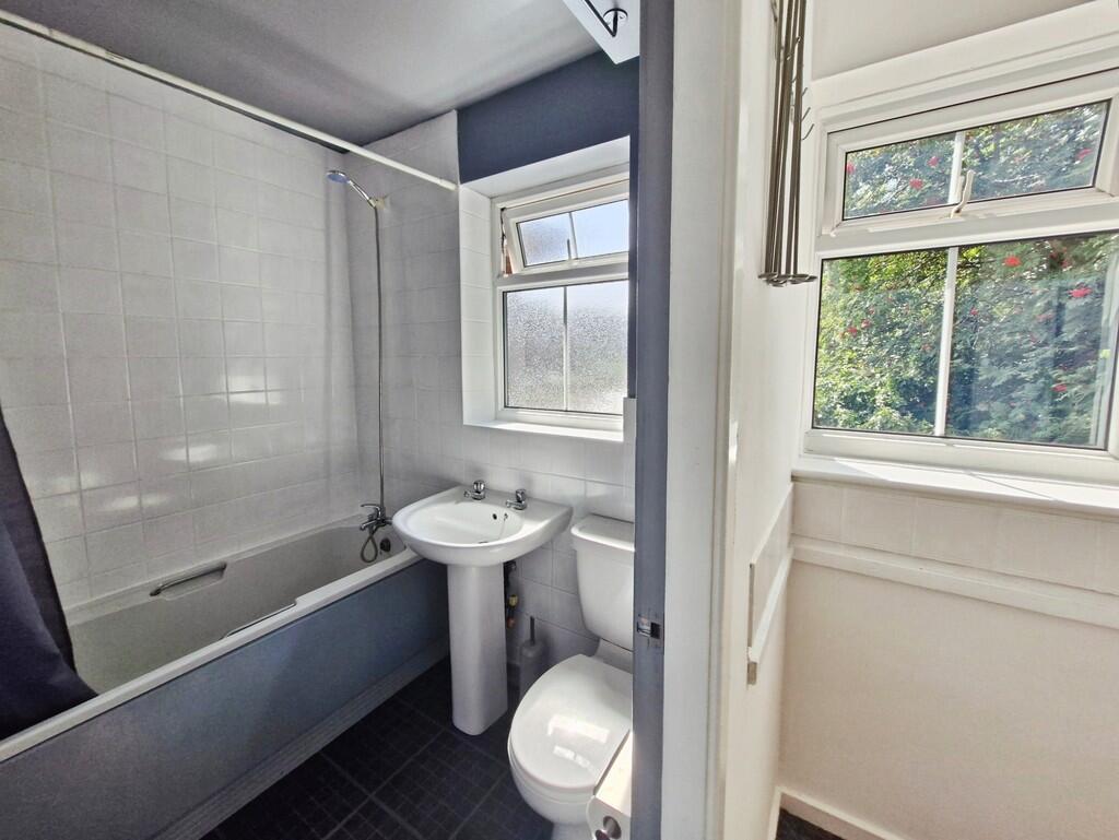 30f0bacc-10000394...