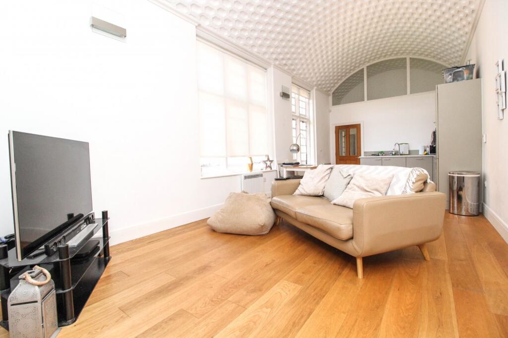 Lounge View 3