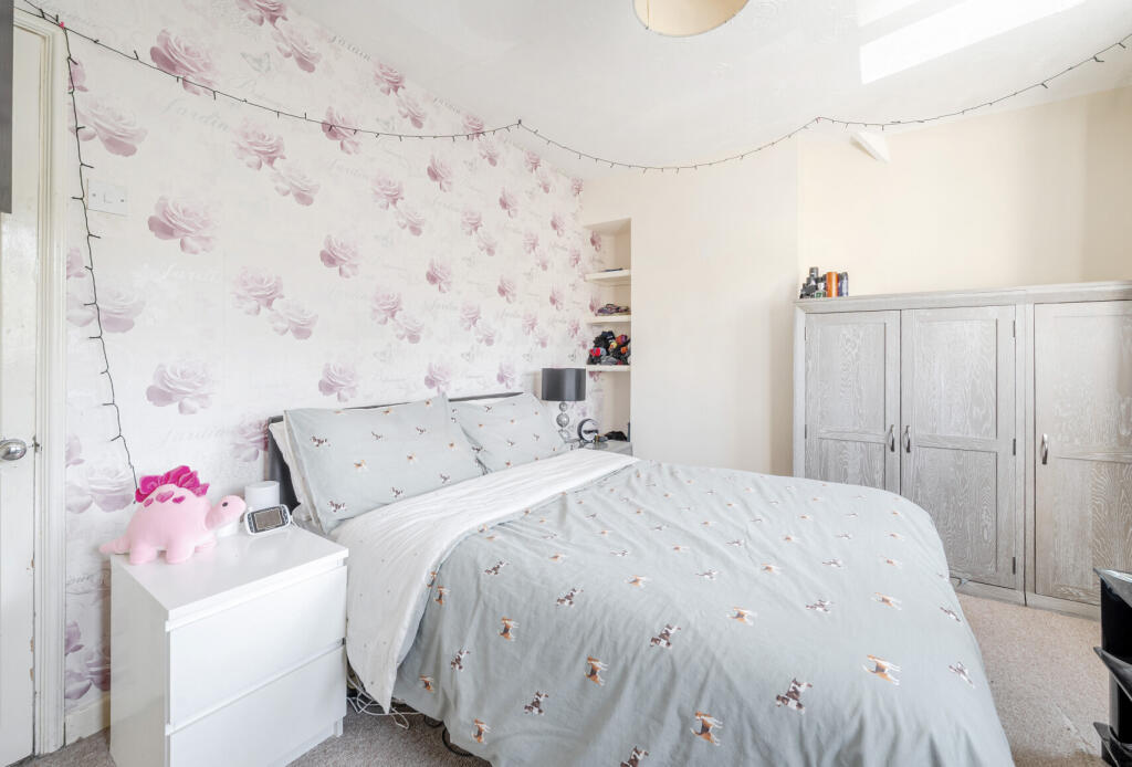 1313021-17-6853d7...