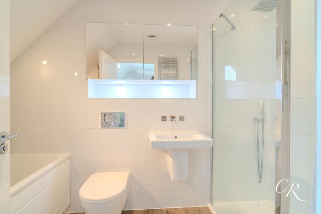 Ensuite Bathroom One