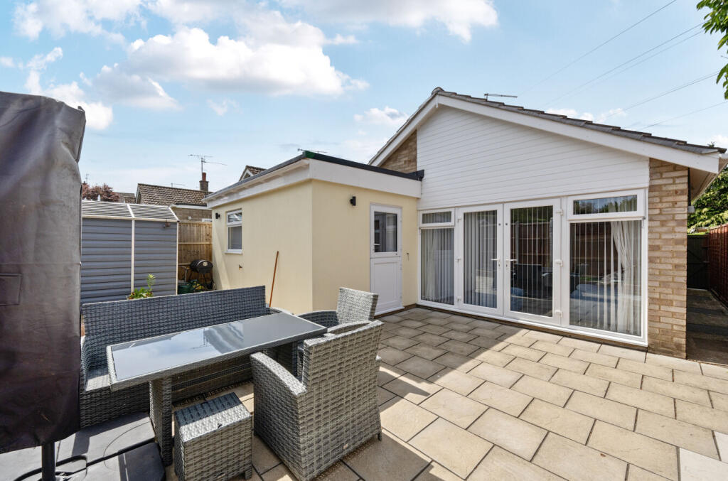 1295875-3-682c5c9...