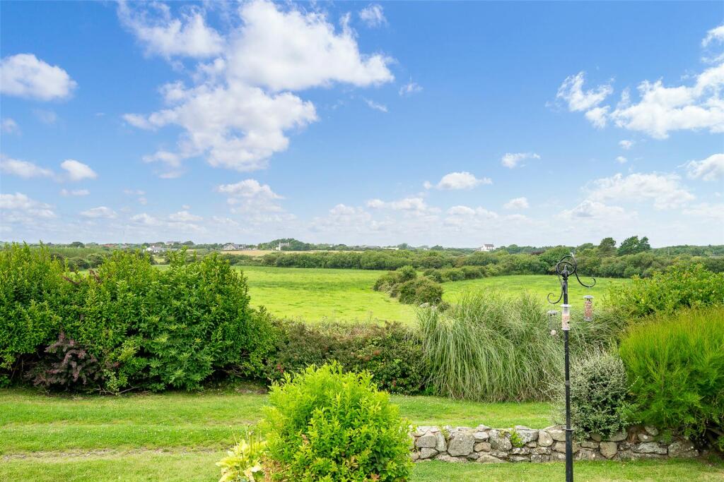 Erw&#39;r Wennol view