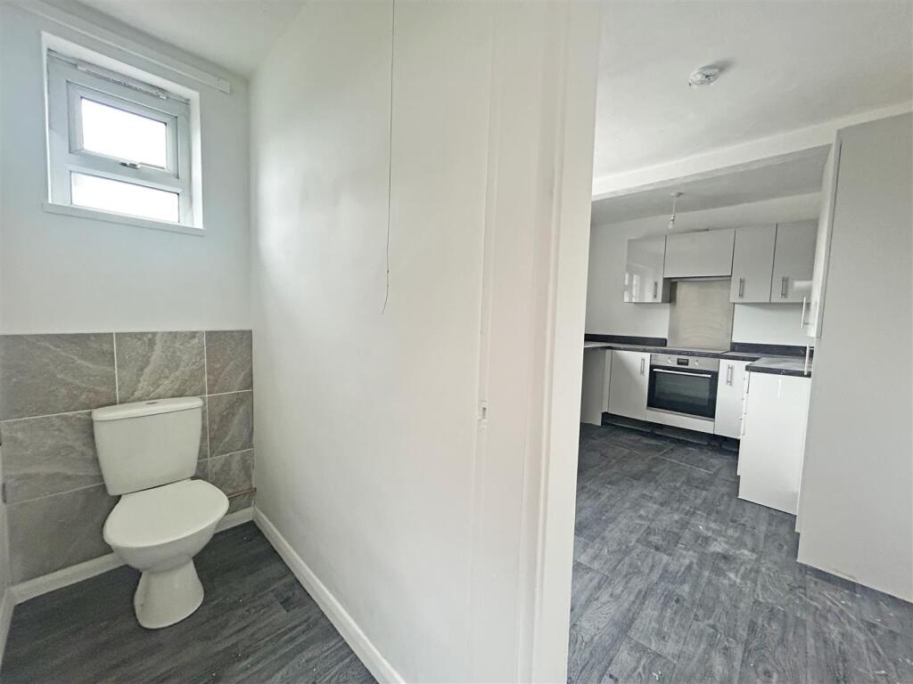 WC / Kitchen