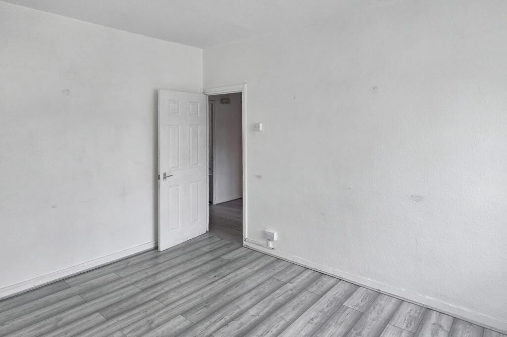 Flat 110, Phipps House, Australia Road, London, W12 7QF